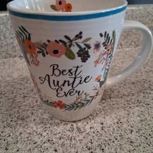 Charming Floral 'Best Auntie Ever' Mug